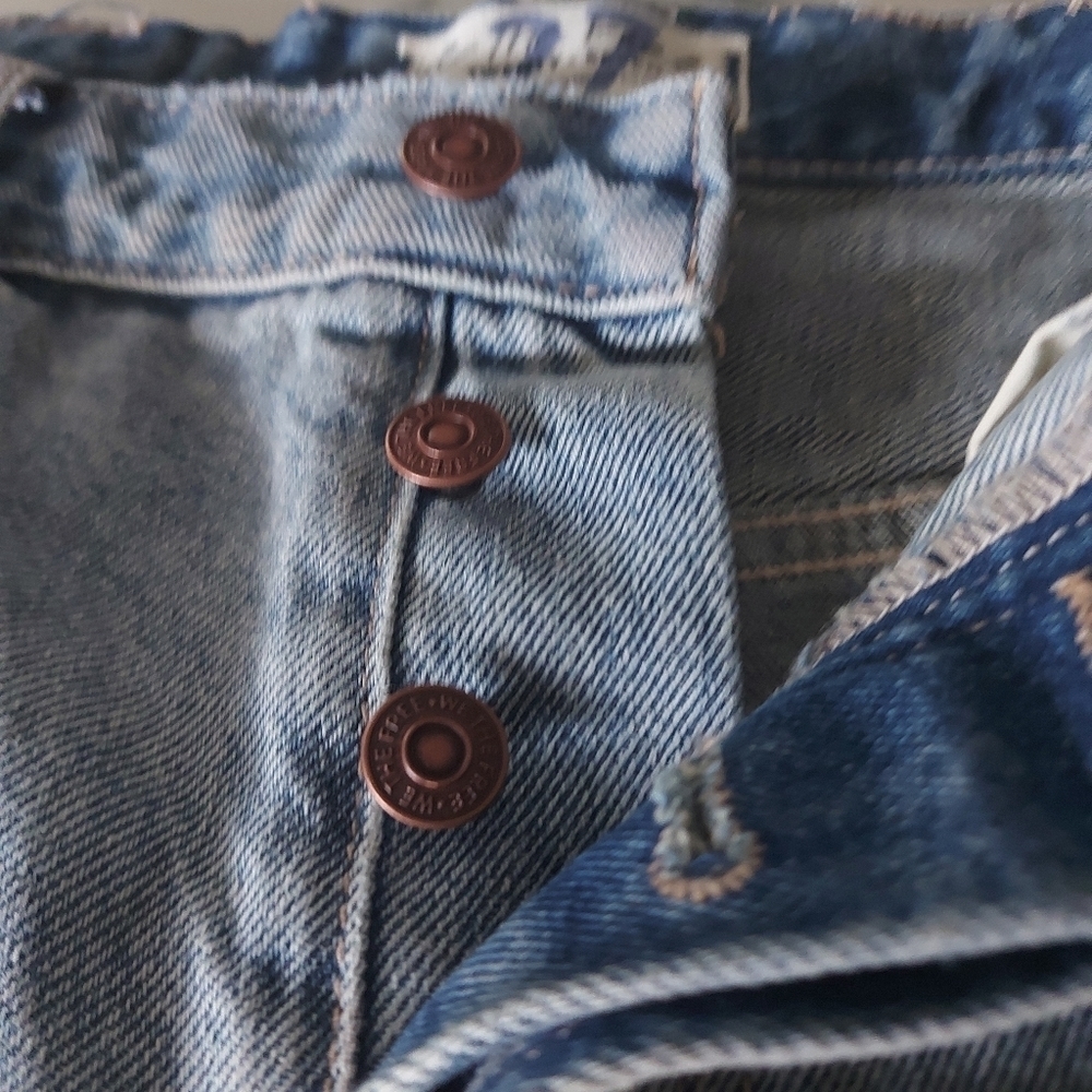 FREE People We The Free Baggy Tomboy Short Long Cut Off Denim Shorts size 27 NWT - Picture 4 of 9